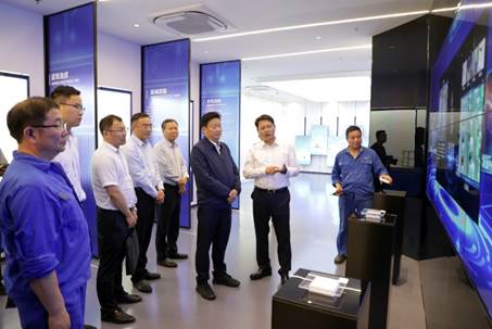 打造向上向前第一象限生力軍 錘煉甘于做人做事作難、受苦受累受屈的企業家隊伍——河南投資集團黨委書記、董事長劉新勇蒞臨安彩高科開展主題教育調研
